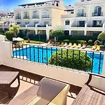 ALOHA - Espectacular Apartamento con 3 piscinas, 3 terrazas y parking